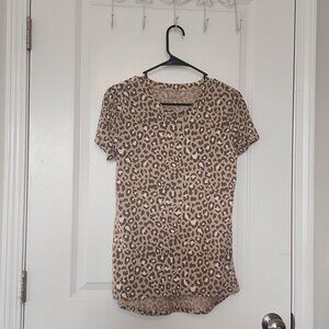 Zoe & Liv Animal Print Top Size Medium